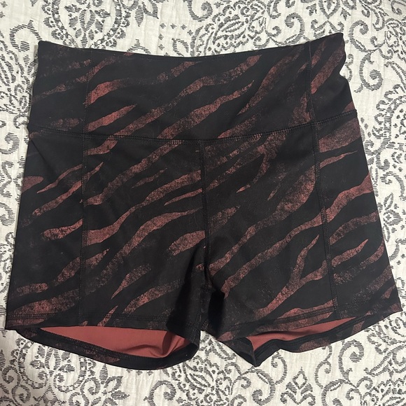 3 brand new bundle of athletic biker shorts - Picture 4 of 4